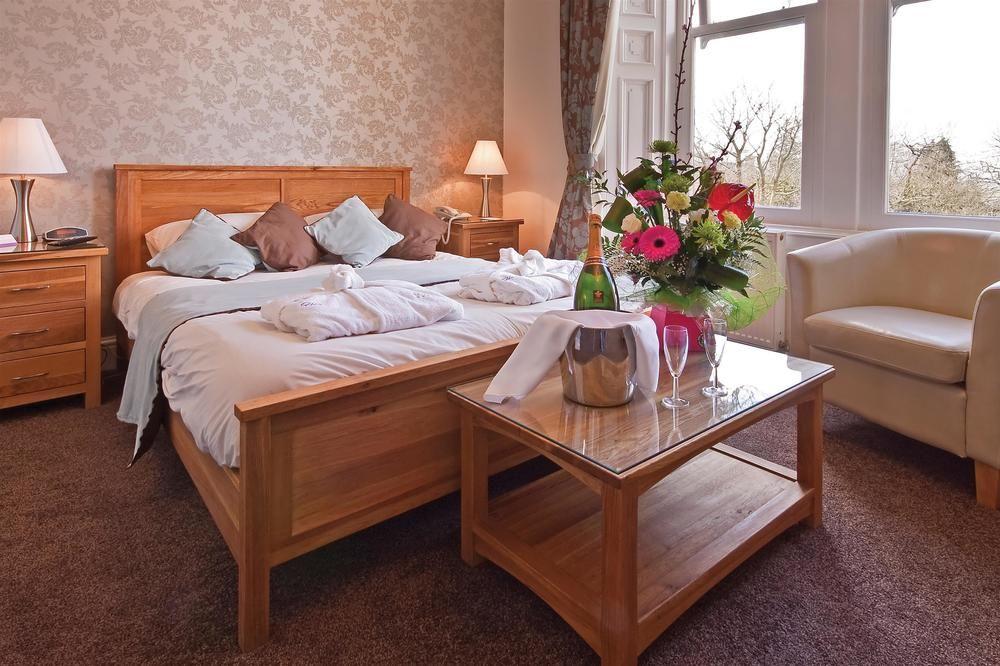 Burnley North Oaks Hotel And Leisure Club Екстериор снимка