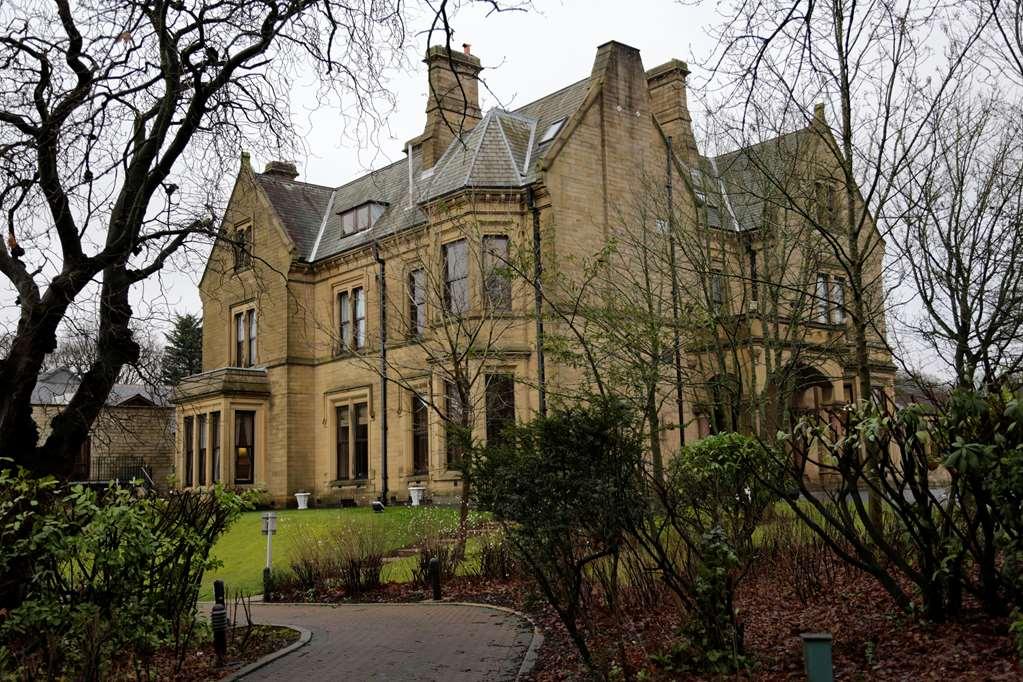 Burnley North Oaks Hotel And Leisure Club Екстериор снимка