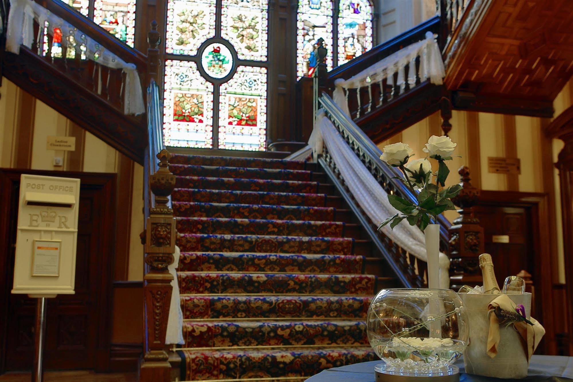Burnley North Oaks Hotel And Leisure Club Екстериор снимка